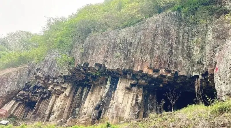 ব্যাসল্ট