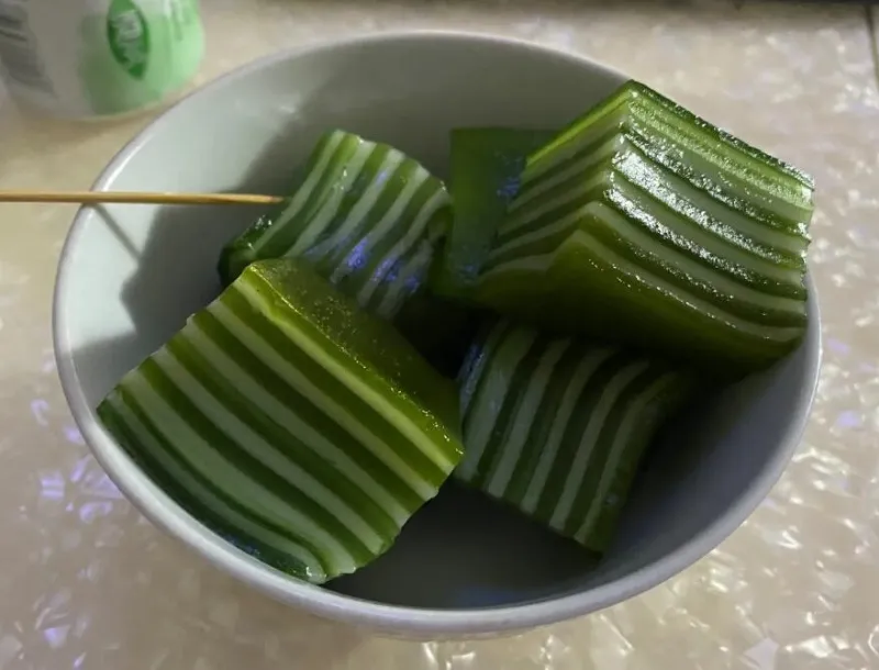 Torta a strati di polvere di manioca