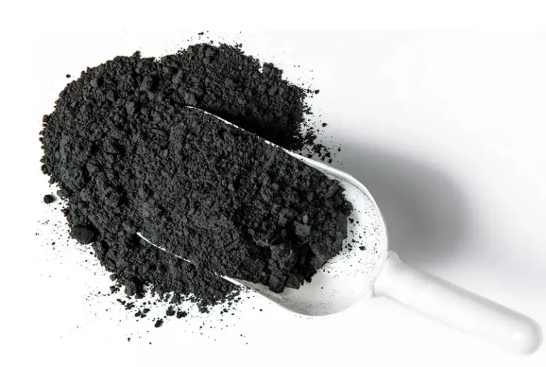 Serbuk hitam karbon pirolisis