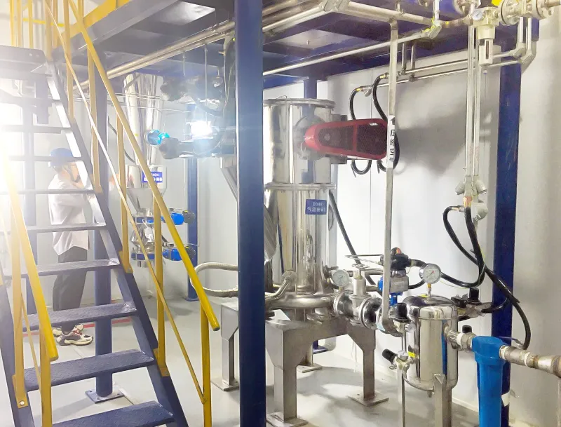 ultra-fine grinding of herbicides